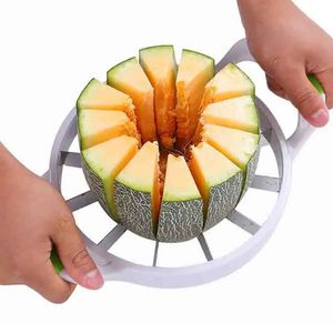 Grande cozinha ferramentas práticas criativo melancia slicer cortador de melão faca 410 aço inoxidável corte frutas slicer 240105