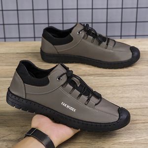 Men Sneakers Casual Shoes Male Low Top Sneakers Designer Fashion Loafers Lace Up Shoes Men Boots Men Leather Shoes 240105