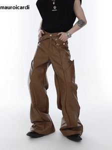 Mauroicardi bahar sonbahar uzun gevşek rahat kahverengi siyah pu deri pantolon erkek lüks tasarımcı giyim geniş bacak pantolonları 240106