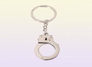 Simulering Handcuffs Metal Keychain Car Key Bottle Opener Män och kvinnor Keychain7106386