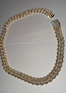 Iced Out Cuban Link Cubic Zirconia Banhado a Ouro 5A Hip Hop Forte 18mm Configuração de Prong Pesado Inundado Corrente de Alta Qualidade Durável Colar de Gelo Música Tema de Dança