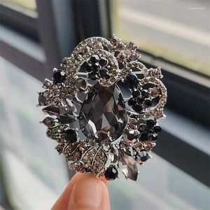 Bow Ties Europe And The United States Selling Bohemian Style Crystal Fashion Temperament Everything Large Glass Brooch Jewelry