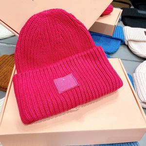 Tasarımcı Beanie Erkekler Beanie/Kafatası Kapakları Sıcak Şapka Unisex Kar Şapkası Kadınlar Sonbahar ve Kış Angora100% Çift Katlı Sıcak Skuliler Yün Sıcak Örgü Şapka Bonnet Kapağı