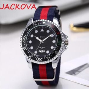 Montre de Luxe Nylon Strap Quartz Fashion Mens Womens Watches Auto Date Men Dress Designer Titta på hela manliga gåvor Wristwatch2606