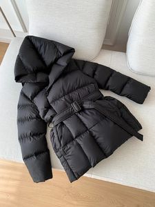 Winter frauen Unten Jacken Ultra Licht Warme Cusual Mantel Weibliche Puffer Jacke Mit Gürtel Plus Größe Mit Kapuze Kurze Parka 240106
