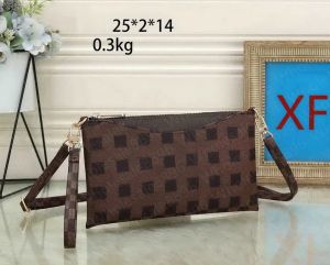 Dhgate Womens Tasarımcı Çanta Lüksü Moda Tote Cüzdan Cüzdan Çantaları Sırt Çantası Küçük Zincir Cüzdanları 25cm