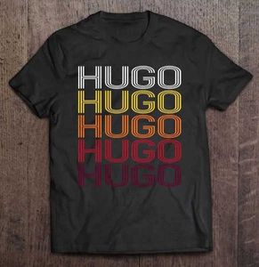 Mens Camiseta Hugo 2024 Bosss Camisetas Polo Retro Wordmark Padrão Vintage Estilo Oversized Designer Camisa Imprimir Manga Curta Tee Esporte Homens T-shirt Over Size Man 1 R2HN