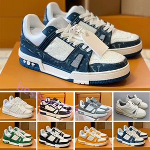 2024 Ny heta tryck lyxiga sneakers män casual skor älskare grå orange röd träning sko vit tränare vild lågtopp skate plattform klassisk lyx 39-45 b3