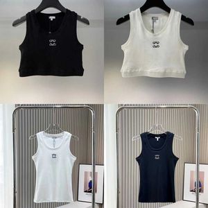 Croped Top T Shirts Women Knits Tank Top Designer broderi Väst ärmlös andas andningskakad Pullover Womens Sport Tops Summer Short Slim