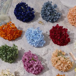 90 pezzi di fiori di ortensia all'ingrosso fiore da sposa da parete palla di fiori composizione floreale regalo di festa scatola di fiori testa di fiore di ortensia decorativa KK