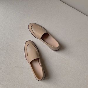 Mezereon Женская подлинная кожаная плоская туфли для женского базового стиля повседневные квартиры Slip On Women Loafers Chaussure Femme 240106