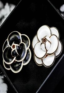 Pins Brooches Korean High Quality Luxury Camellia Big Flower Brooch Pins Woman Boutonniere Gift Jewelry6805019