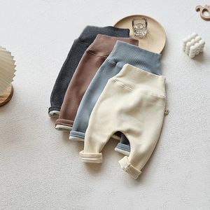 ミランセルの赤ちゃんのズボンルーズスタイルのベビーレギンスファーライニングベイビーボーイズPPパンツ厚いハーレムズボン240106