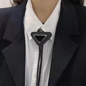 Mens Women Designer Ties Fashion Leather Neck Tie Bow For Men Ladies With Pattern Letters Neckwear Fur Solid Color Neckties219E