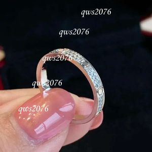 Designer-Ring „Simply Love“-Ringe für Damen, modische Dekoration, Bagues, Paar, Valentinstag, Geschenk, Hochzeit, Verlobung, Temperament, vergoldetes Zb019 C23