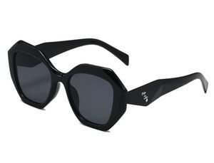 Designer Sonnenbrille Klassische Brille Goggle Outdoor Beach Sonnenbrille für Mann Frau Mischen Sie Farbe Optionale dreieckige Signatur 16 16