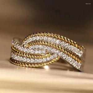 Bröllopsringar Huitan Fashion Lady Chic Band Ring med Bright Zirconia Stylish Two Tone Style Finger Accessories for Engagement Party