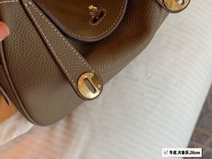 2024 Tote Luxury Simple Lightweight Wear resistant Bag Handmade Vegetable Basket Classic Leather Lychee Design Handbag72