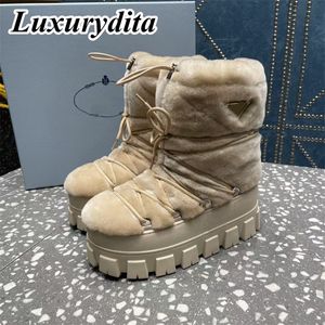 Högkvalitativ designer Kvinnor Långa stövlar Luxury Tjock Sole High Heel Leg Boots Fashion Design Läder över ankelstövlar över knästrumpor Boot Triangle Heel YMPR 0079