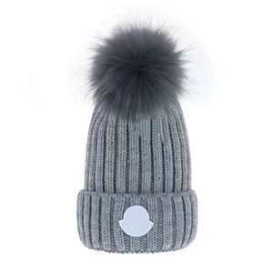 Tasarımcı Beanie Erkekler Örme Şapka Beanies Kış Şapkaları Bahar Kış Mektubu Günlük Karıştan Moda Sokak Şapkası Chapeau Sans Bord Erkekler Atin Hat Beaniees