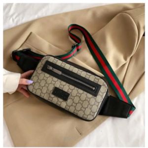 2023 New Fashion Waistpack 럭셔리 디자인 디자이너 가방 고품질 가죽 소프트 및 절묘한 공예 가슴 가방 핸드백