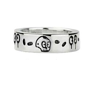 Fashion Letter Designer Ring Silver Plate Rings Womens Simple Retro Style Rings Ghost Carving Trend smyckenförsörjning