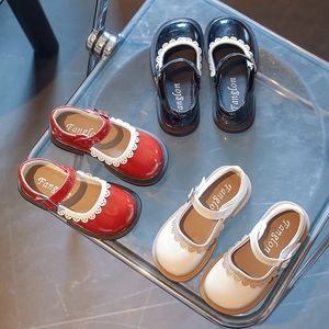 가을 어린 소녀의 Mary Janes Ruffles 영국 스타일 학교 어린이 가죽 신발 23-36 단색 세련된 편안한 어린이 아파트 240108