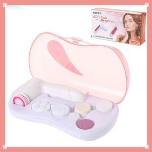 Bürsten 6 in 1 Elektrische Gesichtsbürste Waschen Gesicht Reinigung Massagegerät Hine Silikon Haut Schönheit Make-Up Reiniger Entferner Geräte Sets