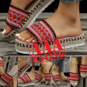 2024 Designer Slides Ethnic Style stor storlek Kvinnor Mulen tjock botten Fisk mun Hemp Rope Candy Color Platform tofflor Tillverkare Wholesale US 4.5-11