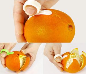 Pelapatate per agrumi, parer, tipo dito, aperto, buccia d'arancia, dispositivo arancione, in plastica, spogliarellista arancione, peeling, strumento per frutta da cucina, intero 1446936