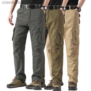 Mäns byxor Mens Multi Pocket Cargo Pants Tactical Military Camouflaged Autumn Man Dungarees Relaxed Fit Large Size Cotton Work Byxor T240108