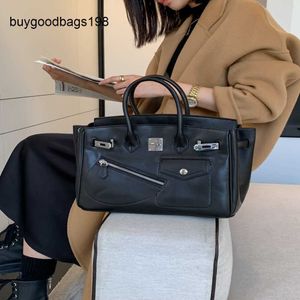 حقيبة يد الشحن اليدوية 7A ITSK حقيبة كبيرة السعة Crossbody واحد كتف مسافر على طراز المحيط لديه شعار 6zfg