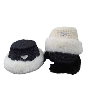 Designer Ball Caps P-familie vissershoed met dikke bontranden om warm te blijven in de winter en een koudebestendige bassinhoed die modieus en veelzijdig is voor mannen en vrouwen.