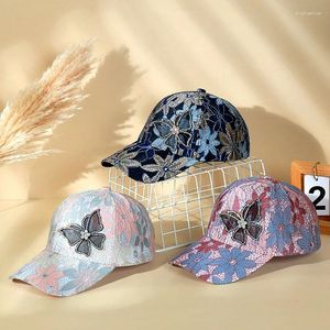 Ballkappen Mode Bunte Blumenspitze Kappe Outdoor Frauen Freizeit Baseball Strass Schmetterling Sonnenschirm Hut Weibliche Straße Atmungsaktiv