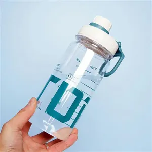 Bottiglie d'acqua Bottiglia Conveniente Gli attuali sport all'aria aperta Riutilizzabili con cannuccia Durevole Affidabile a prova di perdite