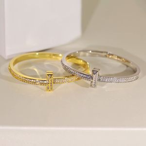 Bracciale placcato oro 18k Bracciale con geometria alfabetica Gioielli in argento Catena a forma di U Catena Bracciale di lusso Braccialetti versatili romantici Set regalo per feste