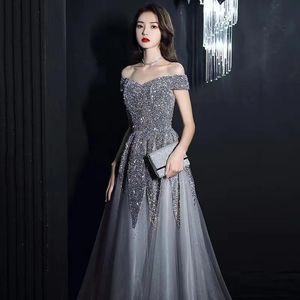 Dresses 2023 New Arrival sliver Prom Dresses Sleeveless V Neck Appliques Sequins Beaded Lace Hollow Beaded Diamonds Evening Plus Size Cust