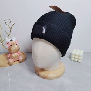 Berretto Berretti lavorati a maglia Berretto di lana caldo Cappello freddo Cappelli invernali North Fa casquette Berretti con teschio Filato di cotone cashmere con logo casual