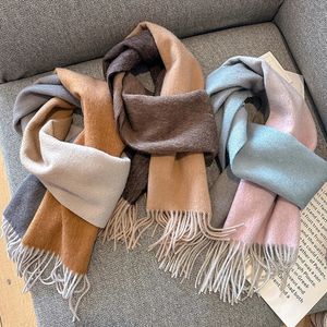 Sciarpa di puro cashmere al 100% donna autunno inverno lana inverno addensato caldo scialle fazzoletto da collo marchio di lusso bandana sfumata 240108