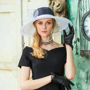 Berets bielizny Summer Royal Sapphire Blue Duży Brim Wedding Hat with For Women Bowknot Eleganckie imprezowe czapki B-8182