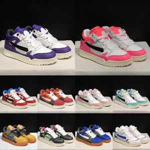 Piattaforma Bianca Bassa Fuori Ufficio Sneaker Designer Scarpe casual Donna Uomo Midtop Spugna Frecce Motivo per camminare OOO Abito Scarpe da ginnastica Mocassini Scarpe da ginnastica sportive piatte