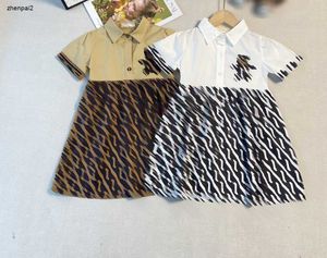Vestido de menina de luxo carta impressão emenda design saia do bebê tamanho 90-140 designer criança vestidos de manga curta crianças vestido jan10