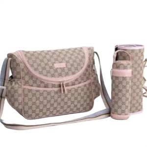 Designer diaper bag Waterproof Mom Bag 3 set Diaper bag Baby Baby Zipper Brown plaid print a42