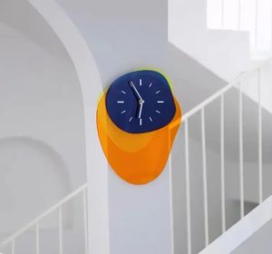 北欧のリビングルーム装飾不規則時計ベッドルームクリエイティブウォールクロックアクリルパーソナライズされた家庭壁時計240106