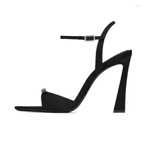 Sandalet ipek kadınlar rhinestone slingback kemer toka bayanlar ayakkabı ayak bileği kayış tacones para mujer açık ayak parmağı chaussures femme ete