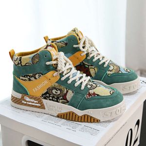 Autumn Winter Fashion Bear Printed High Top for Comfortable Flat Leather Men Lace-up Casual Sneakers Male
