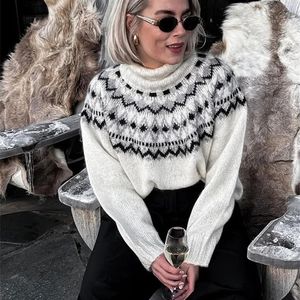 Kadınlar Tatlı Baskılı Kaplumbağa Boyunlu Jumper Uzun Kollu Yün Yumuşak Örme Çekti 2024 Bahar Kadınlar Leisure Street Sweater 240106