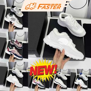 Designers sneaker Casual Running Shoes 2024 New Thick Sole Fashion Color blocking Round Head Lace up low cut Heightening Versatile Anti slip