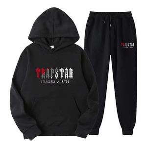 Trapstar preto tracksuit de trapstar de capuz masculino TRAPSTAR RUNDO RUNDO DE BASQUEIRO DESPENSÃO DESPENHO DE BASQUEIRO Capuz do capuz e calça do Sports Mulheres Mulheres Mulheres Longa de Manga Longa