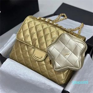 2024 couro de patente feminino designer brilhante mochila saco com mini estrela bolsa ouro metal corrente alça ajustável